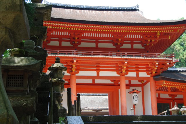 8. ศาลเจ้าที่เป็นต้นแบบในอนิเมชั่นเรื่อง Spirited Away “ศาลเจ้าคาสุกะไทชะ” (Kasuga Taisha Shrine)