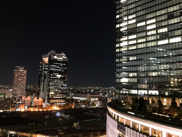 1. The night-view  which you can see from the middle of the large city, Osaka! [GRAND FRONT]