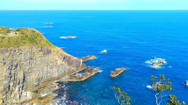 2. 高知県の人気観光スポット！展望台からの景色は一見の価値あり！「足摺岬」