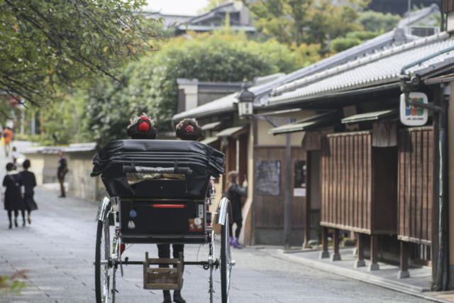 3. 短時間で京都らしい観光を楽しみたい時におすすめ！「人力車」