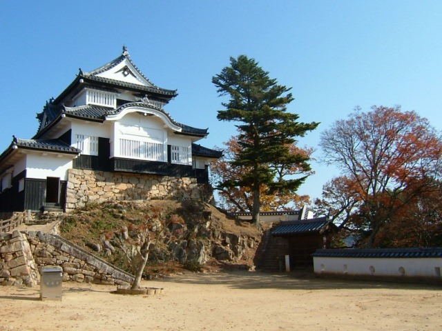 2. 幻想的な天空の城。岡山の人気観光地「備中松山城」