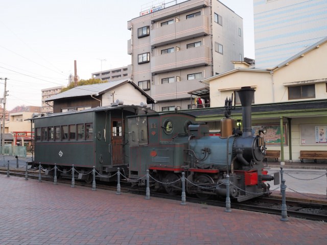 10. 松山市内を巡る観光ならこれを利用しよう！「坊ちゃん列車」