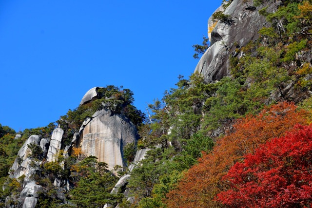 3. 甲府の大地のパワーを感じる観光スポット「昇仙峡」