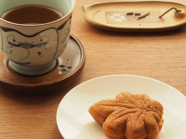 1. 広島土産の定番中の定番！「もみじ饅頭」